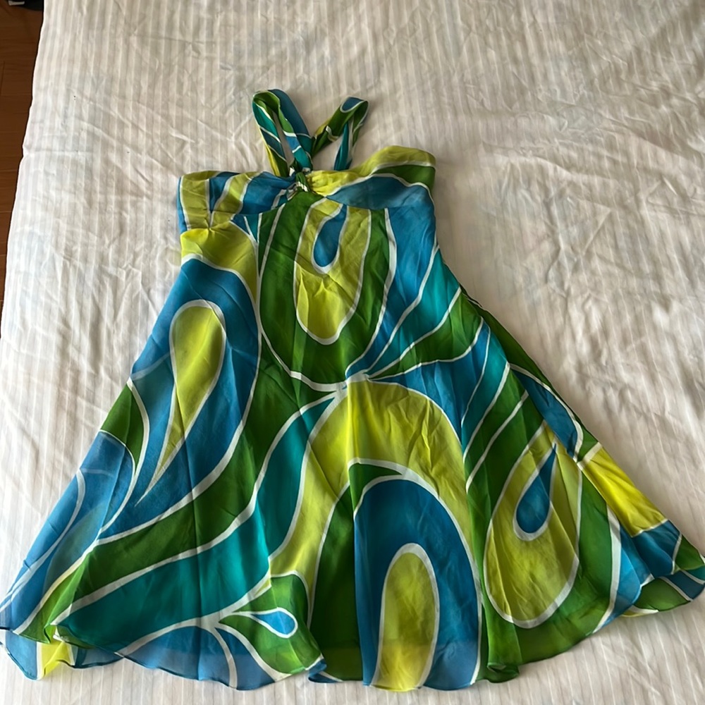 Adorable BCBG Max Azria Dress with halter neckline